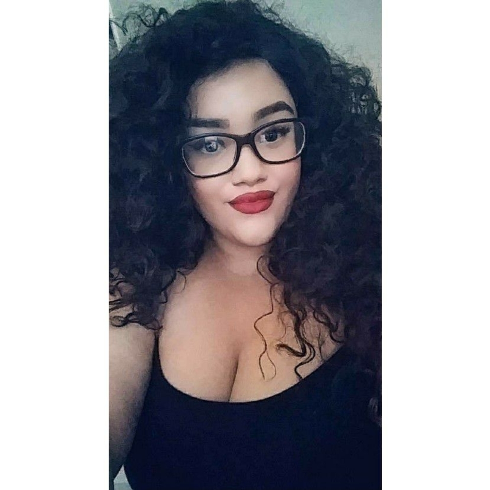 Meet your Posher, Yamaly